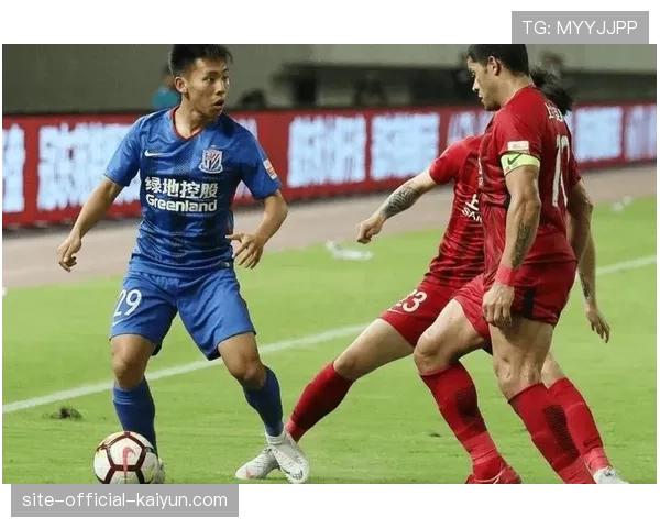 长传冲吊使用频率增加 本赛季向禁区长传次数达262次