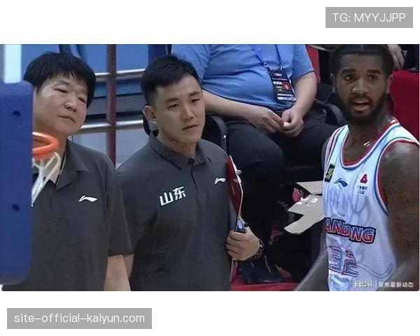 新疆主帅邱彪质疑罚球差距 联赛判罚尺度不一 新疆主帅邱彪质疑罚球差距 联赛判罚尺度不一